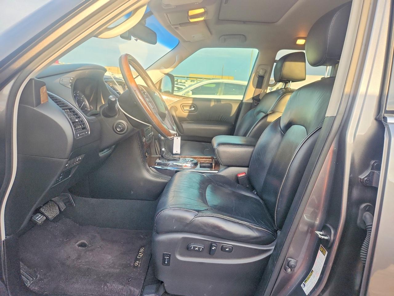 INFINITI Qx Base