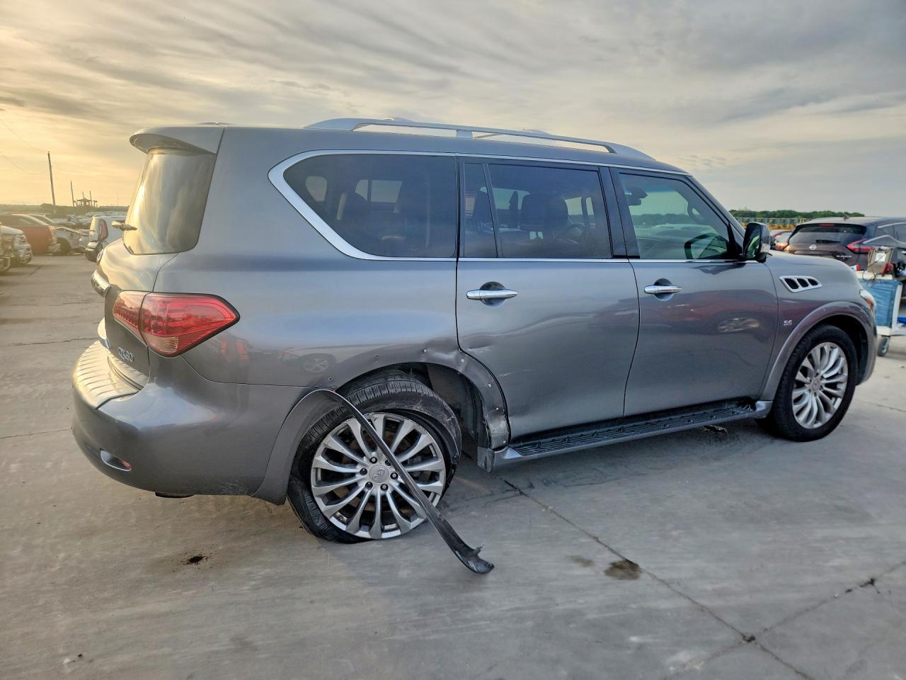 INFINITI Qx Base