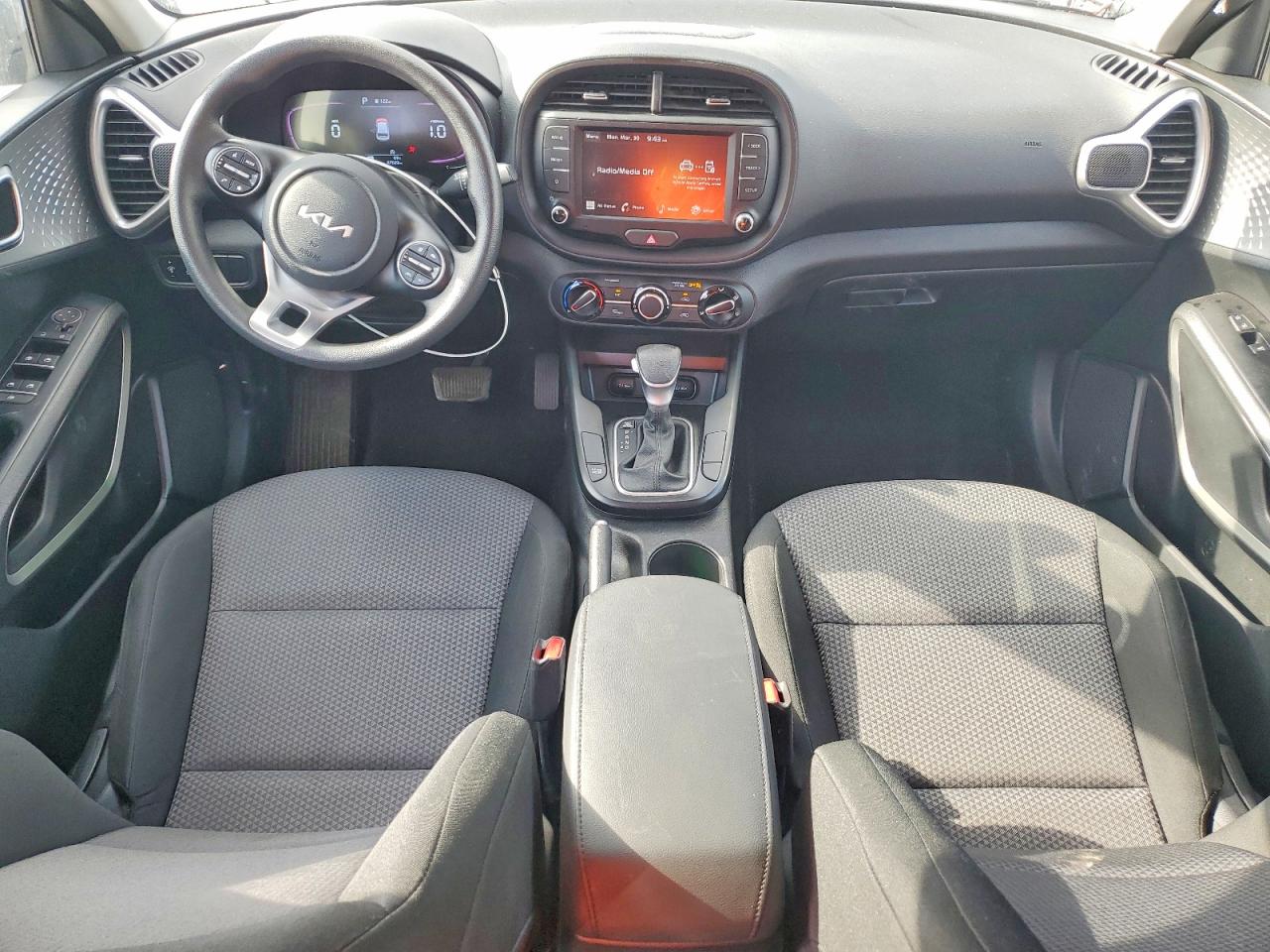 Kia Soul Lx