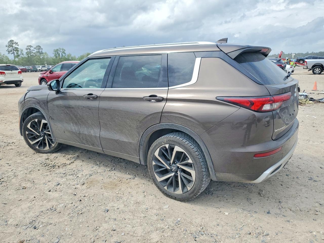 Mitsubishi Outlander Sel