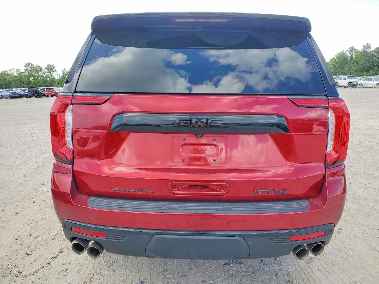 GMC Yukon At4