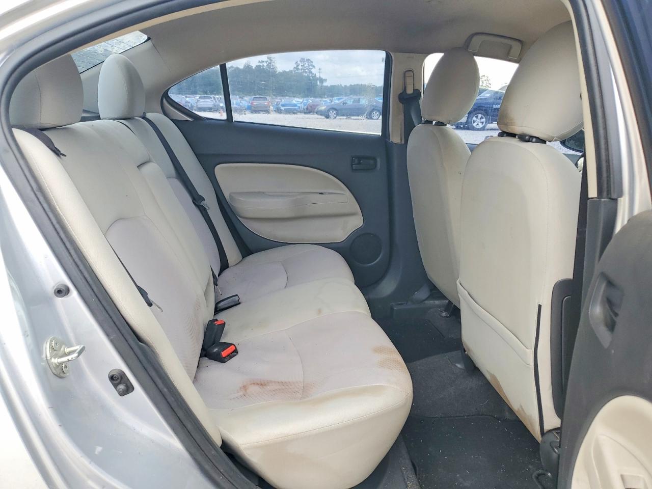 Mitsubishi Mirage G4 Es