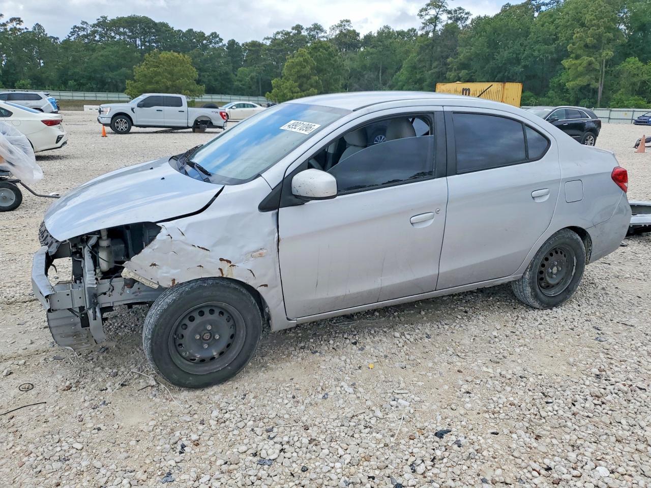 Salvage Mitsubishi Mirage Image