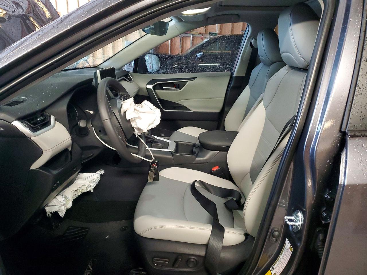 Toyota RAV4 Xle Premium