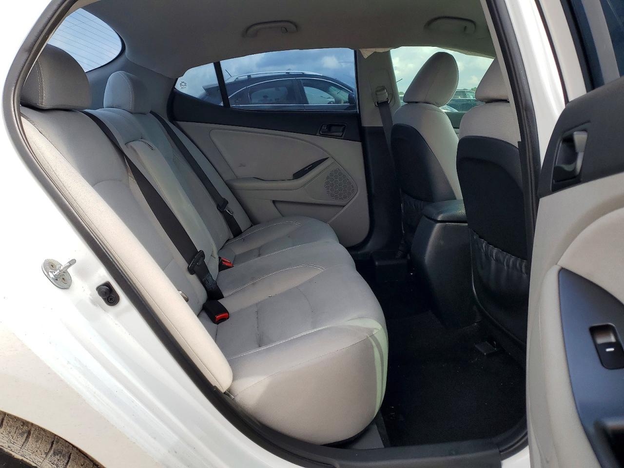 Kia Optima Lx