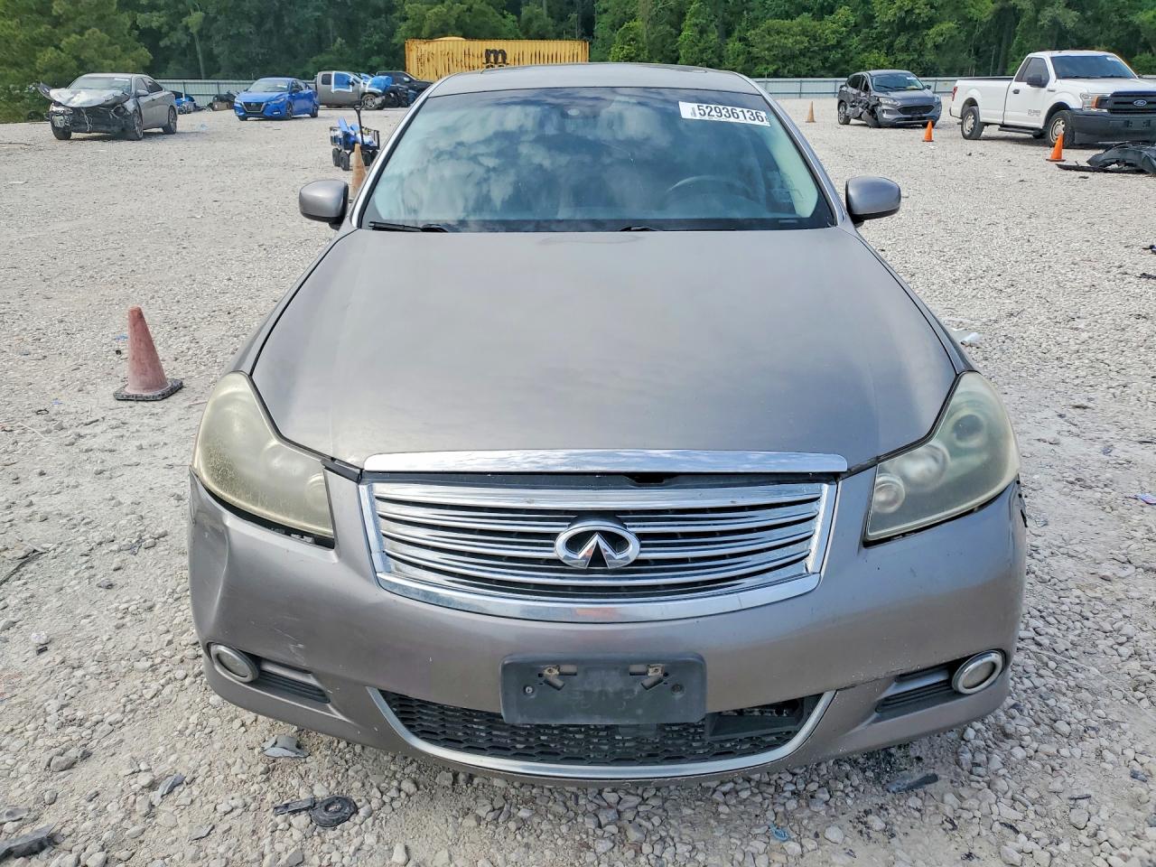 INFINITI M35 Base