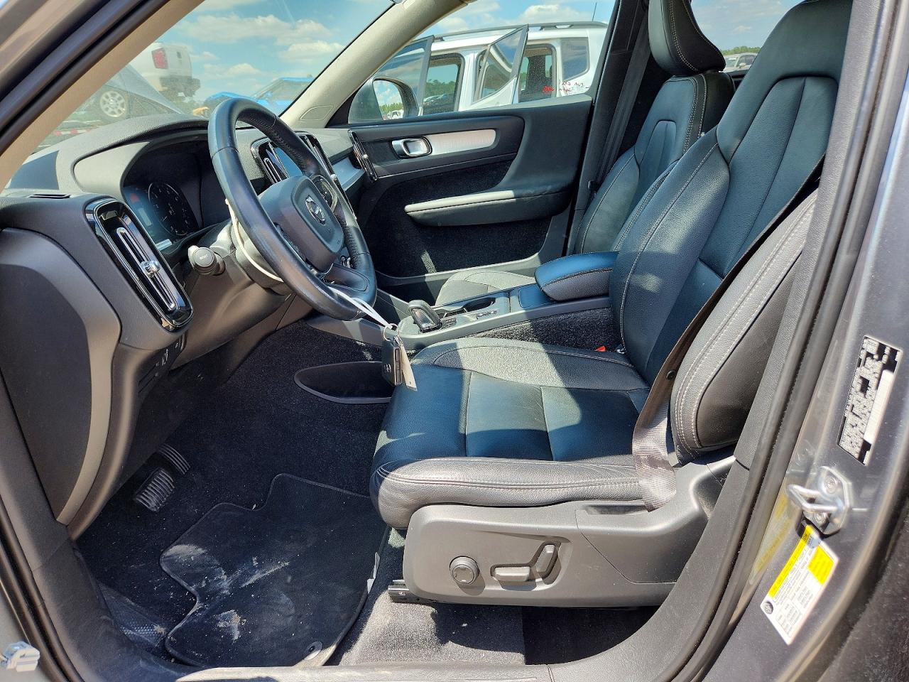 Volvo XC40 T5 Momentum
