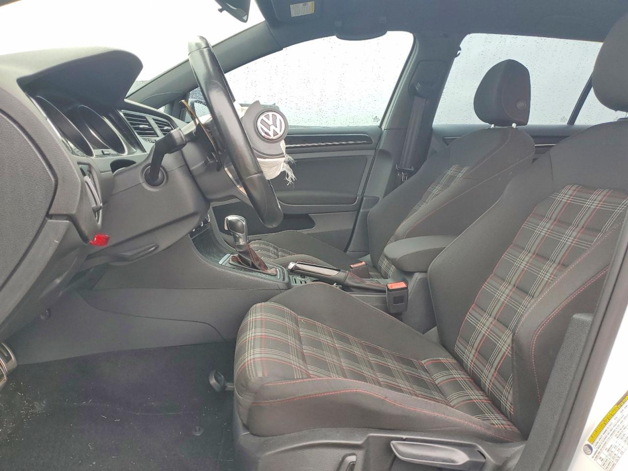 Volkswagen GTI S