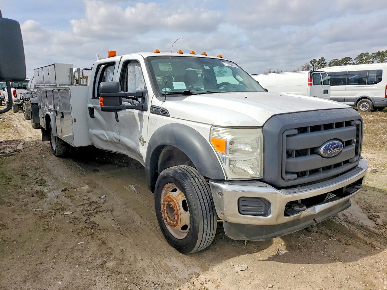 Ford F-550 Super Duty