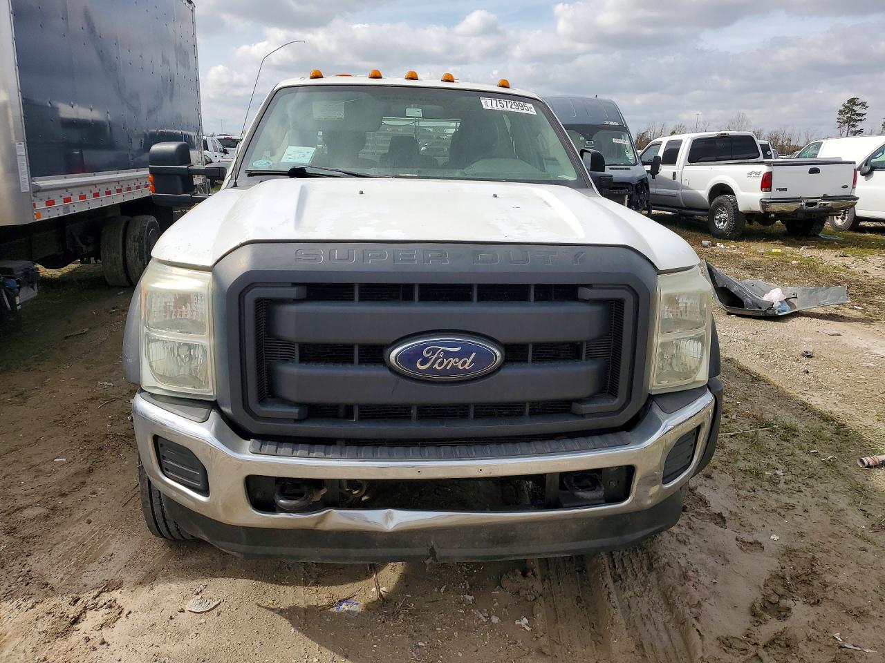 Ford F-550 Super Duty