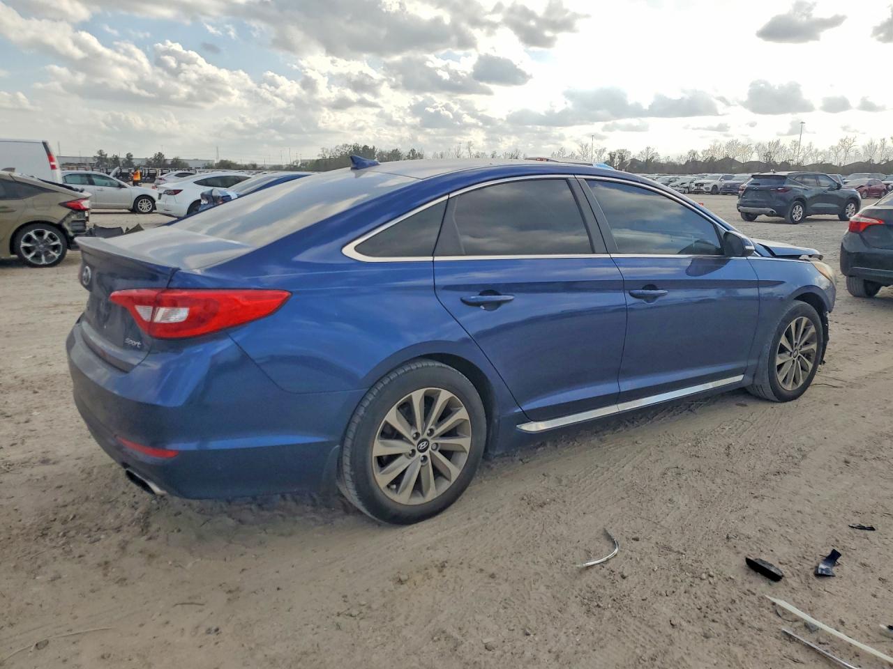 Hyundai SONATA Sport