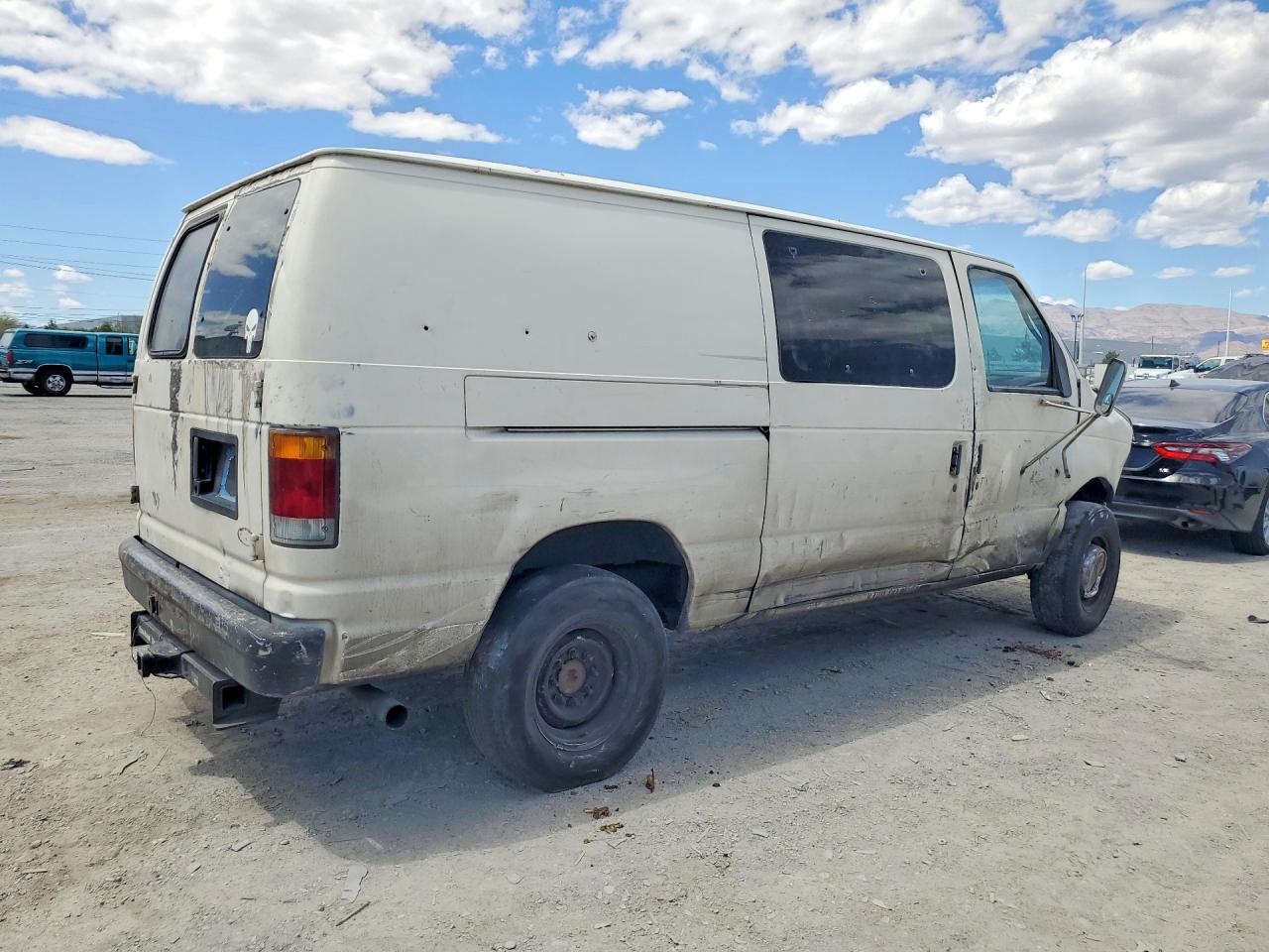 Ford Econoline E250 Van