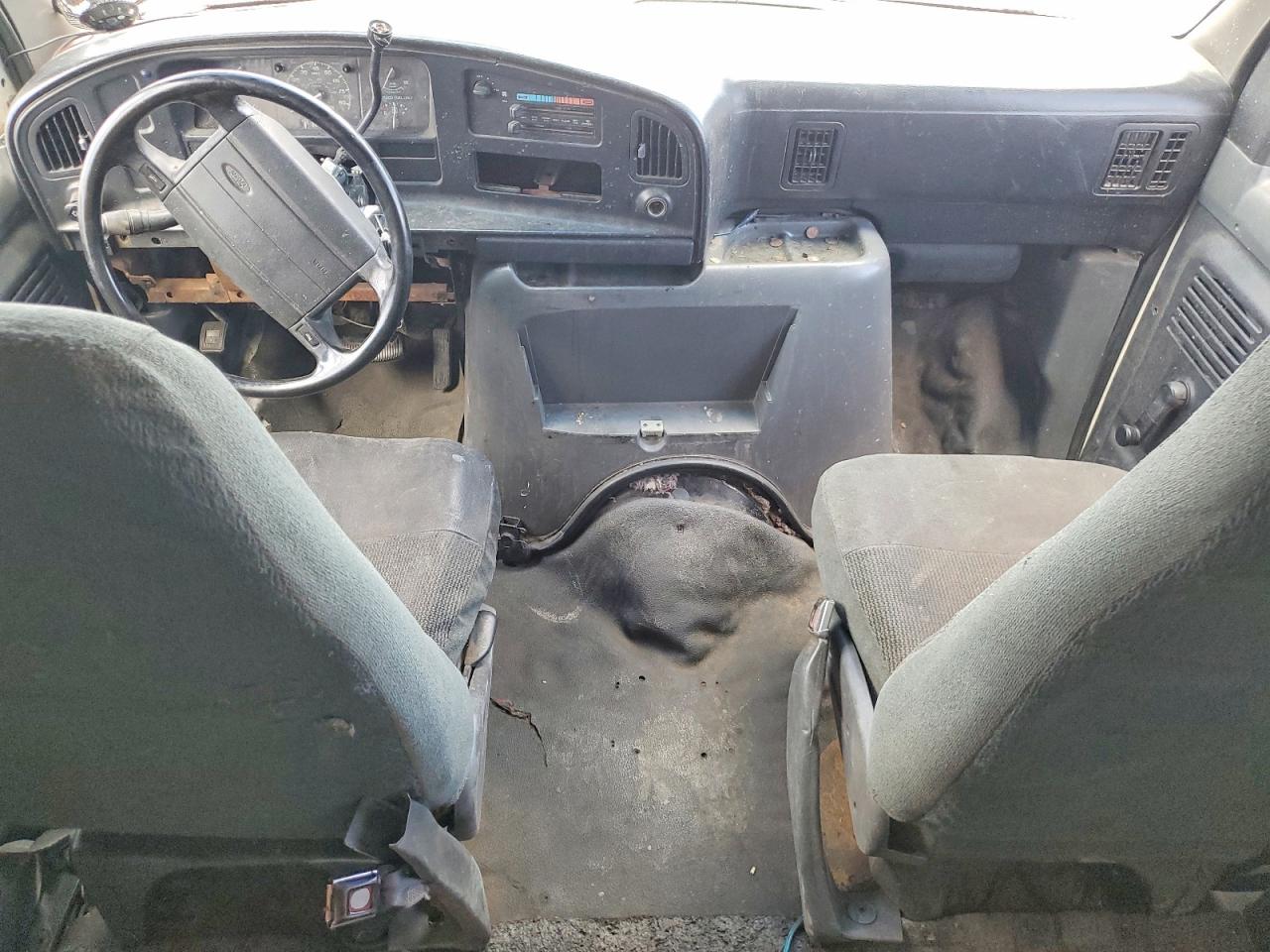 Ford Econoline E250 Van
