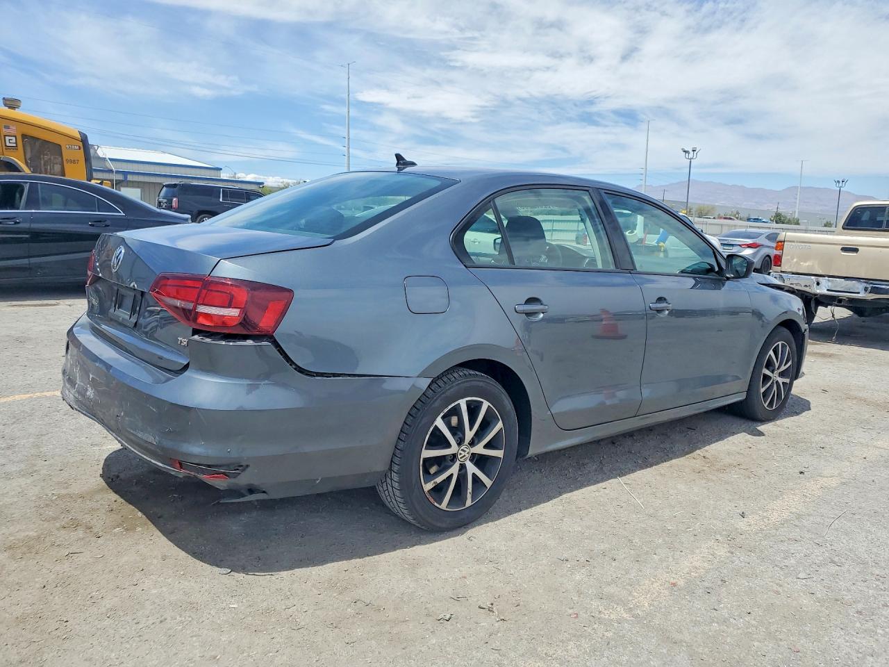 Volkswagen Jetta Se