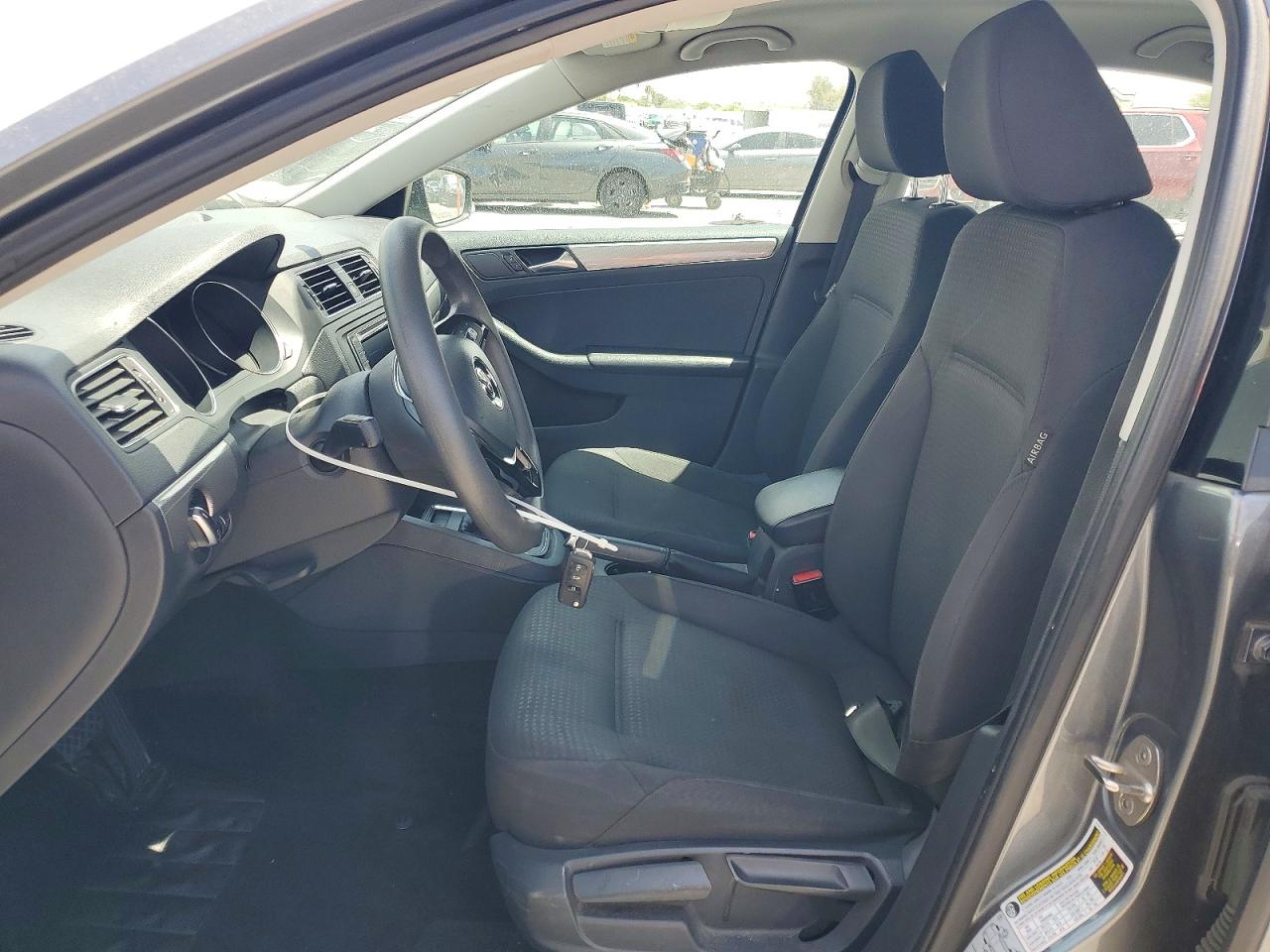 Volkswagen Jetta Se