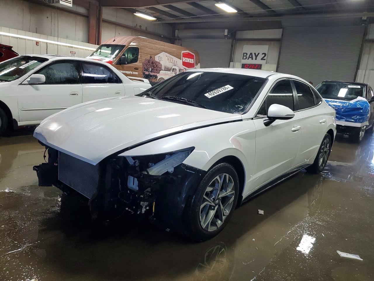 Salvage Hyundai SONATA Image