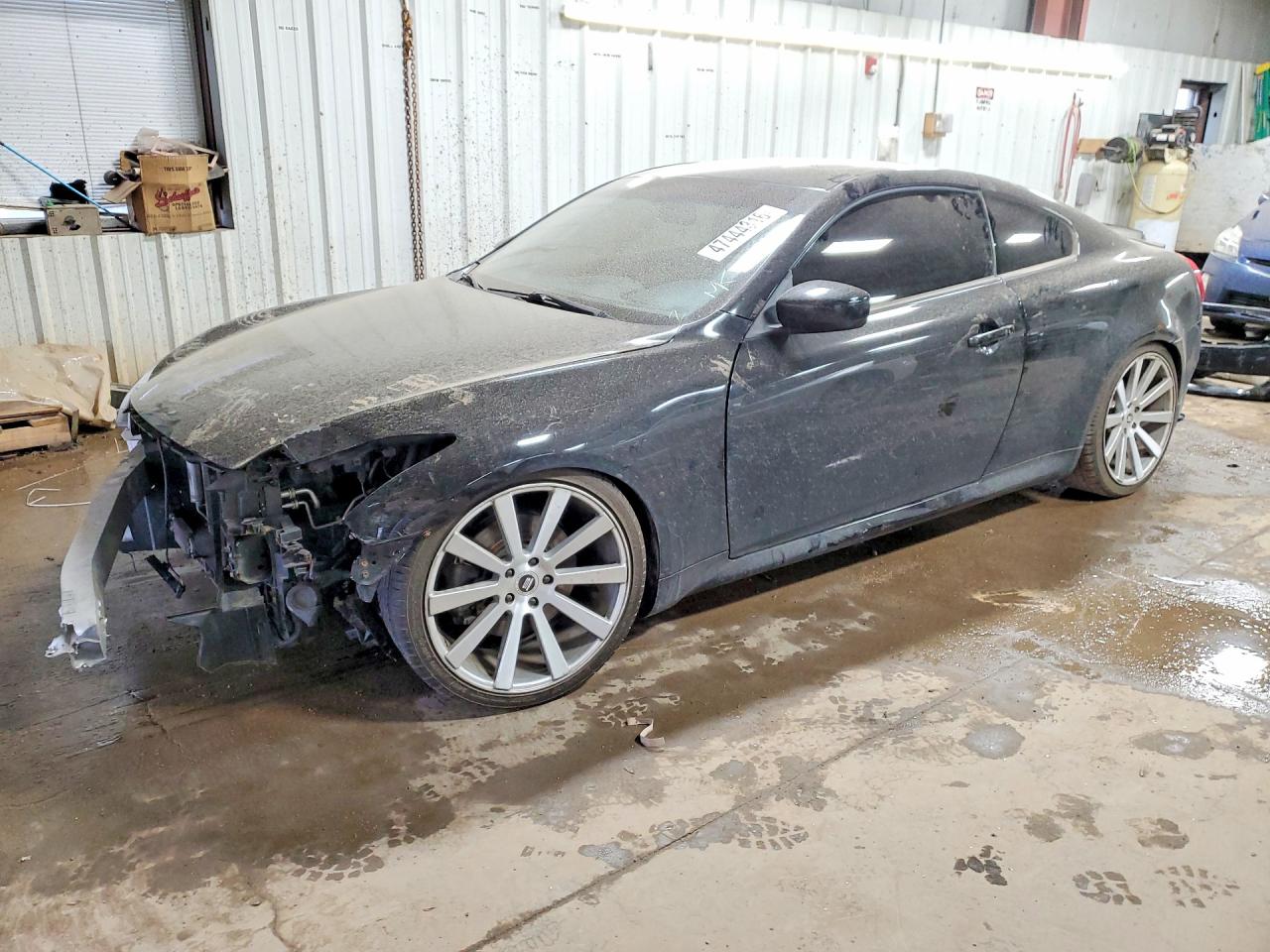 Salvage INFINITI Q60 Image