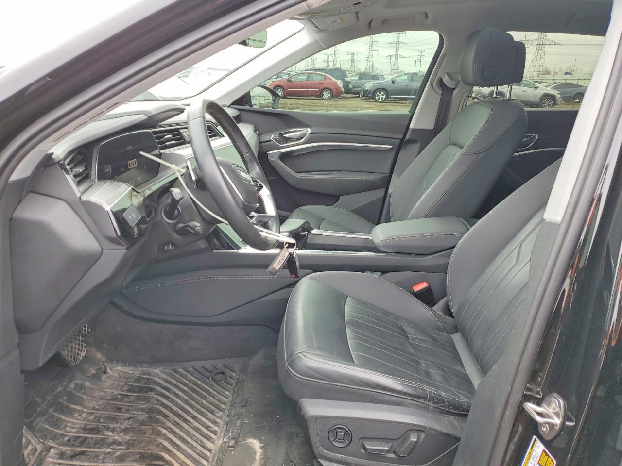 Audi e-tron Premium
