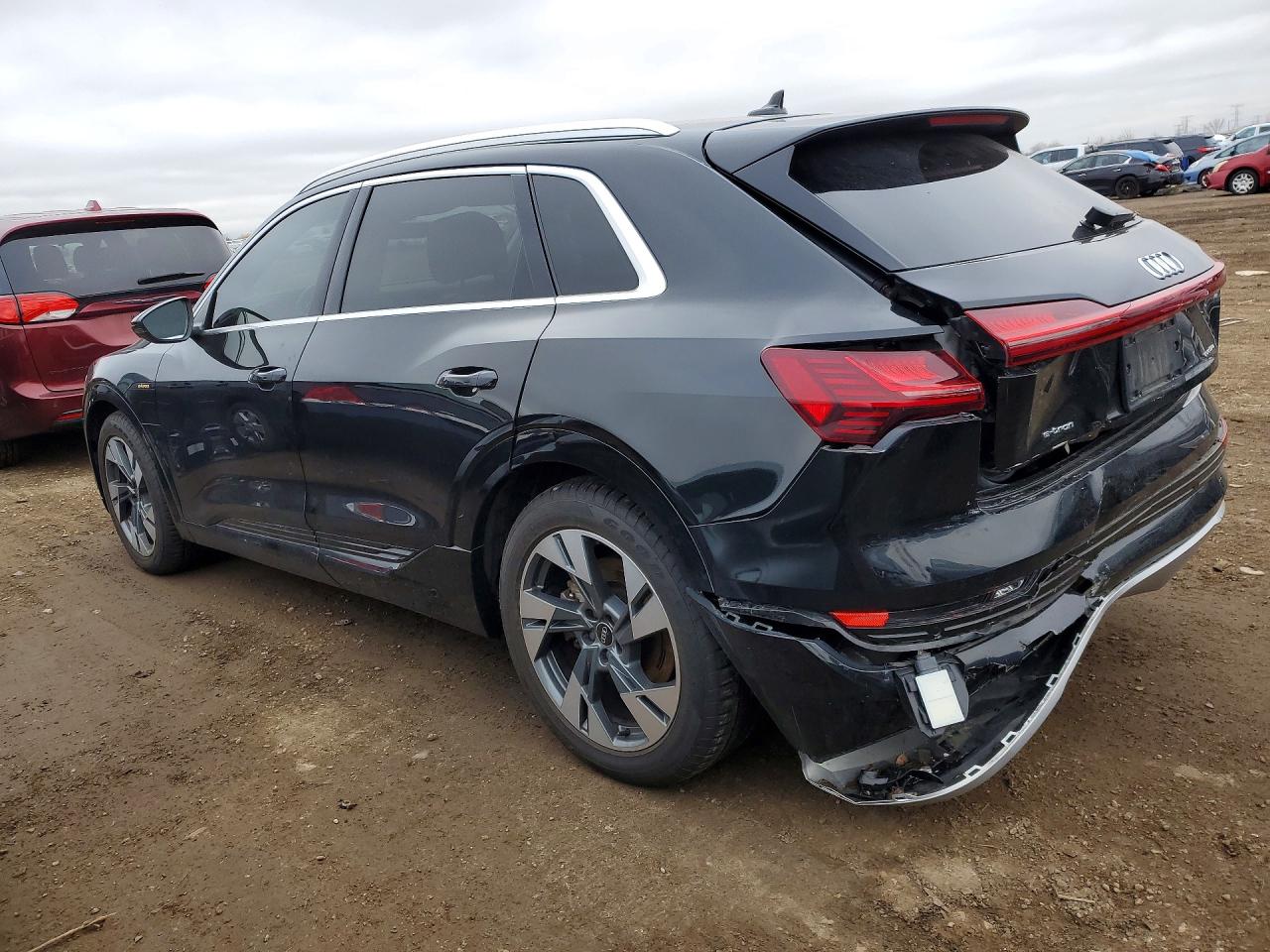 Audi e-tron Premium