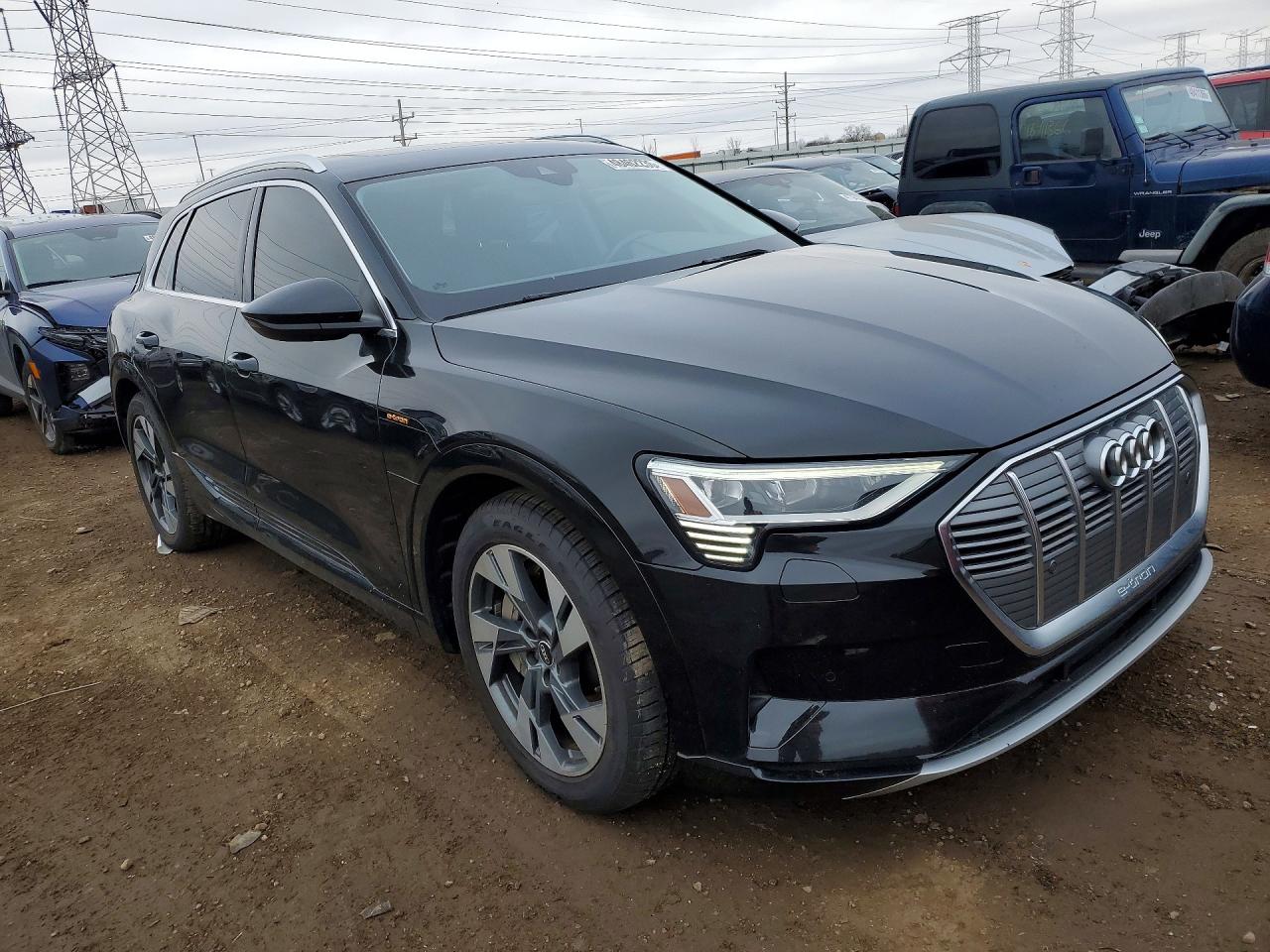 Audi e-tron Premium