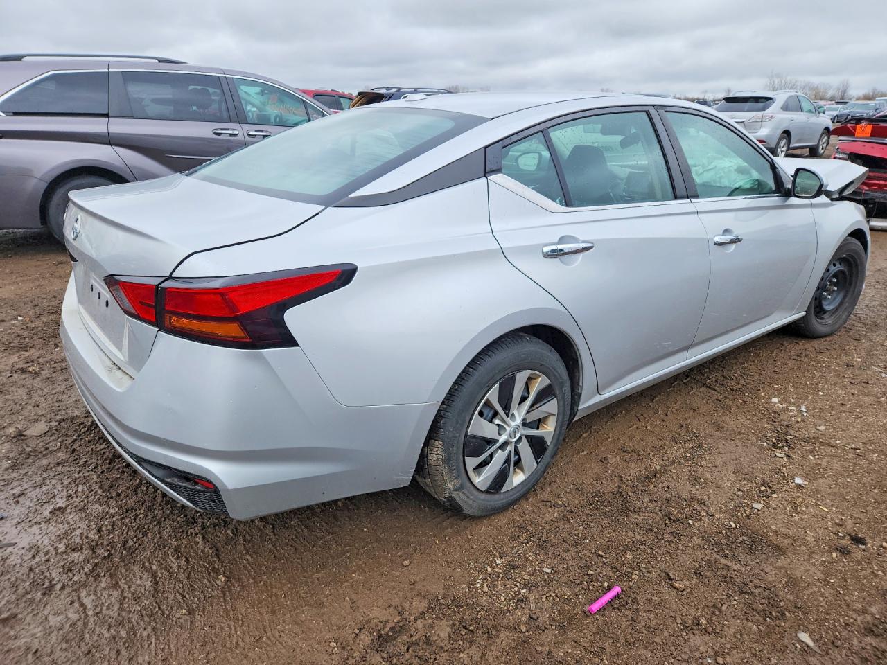 Nissan Altima S