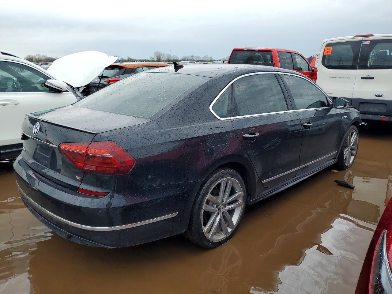 Volkswagen Passat R-line