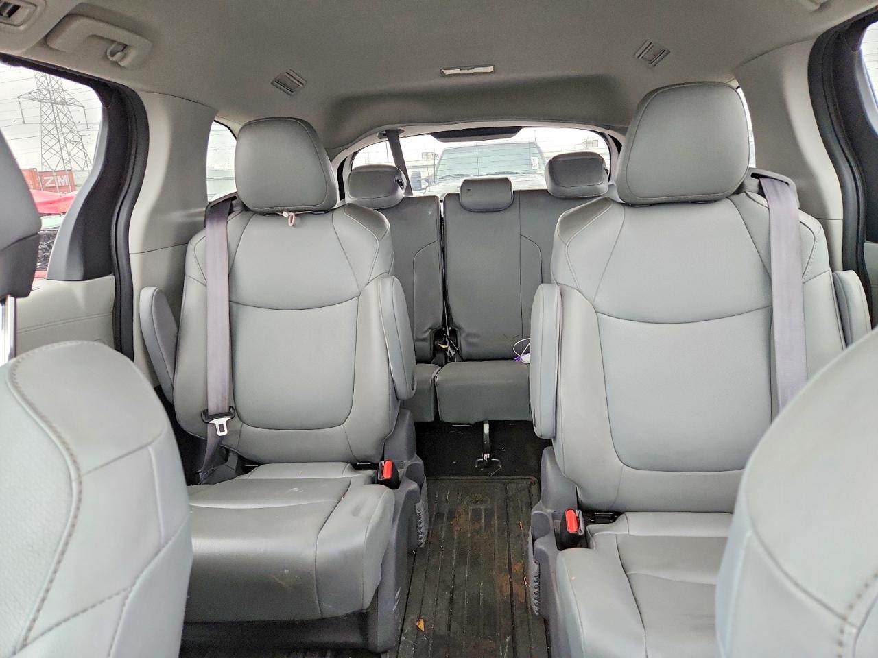 Toyota Sienna Xle