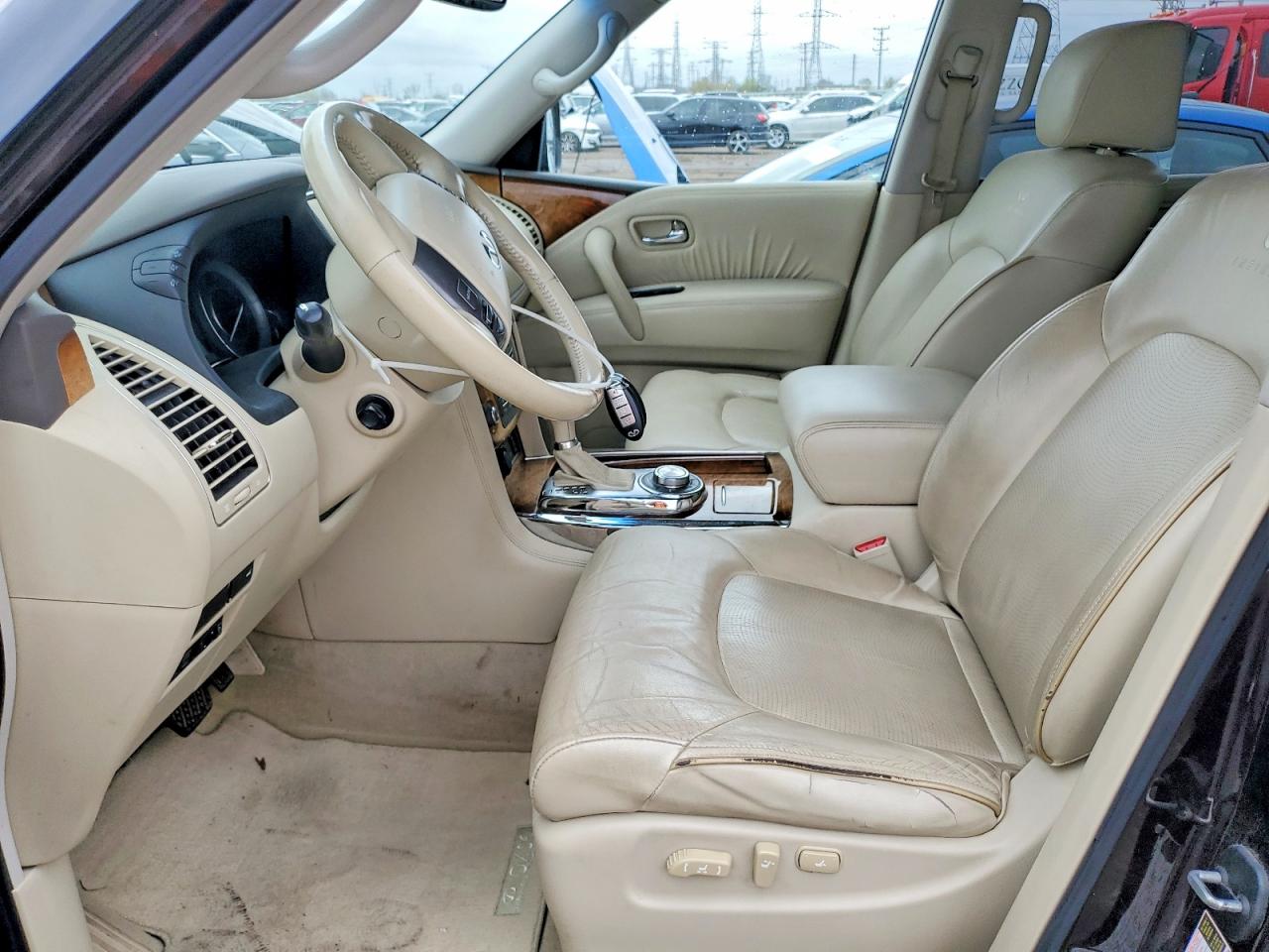 INFINITI Qx Base