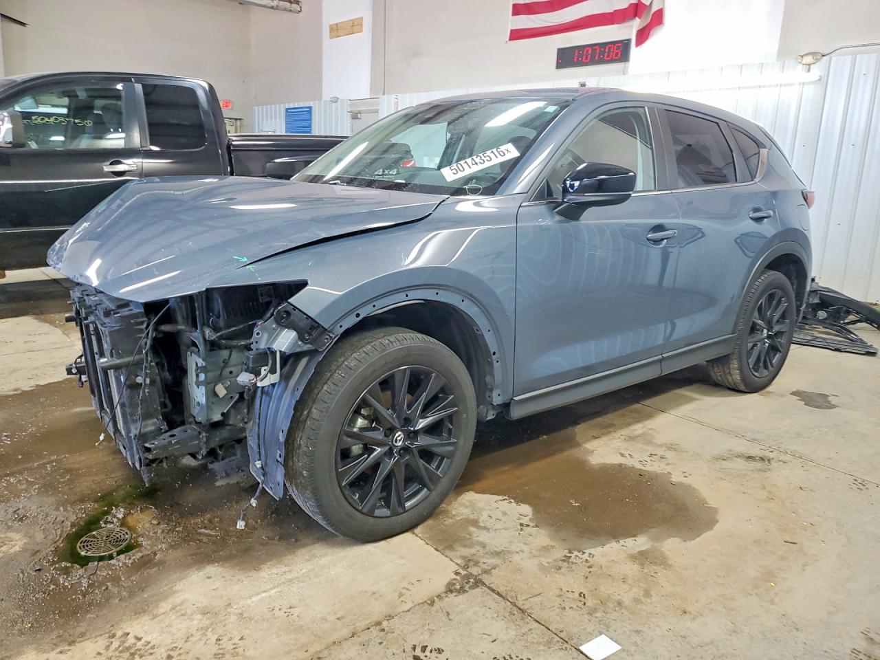 Salvage Mazda Cx Image