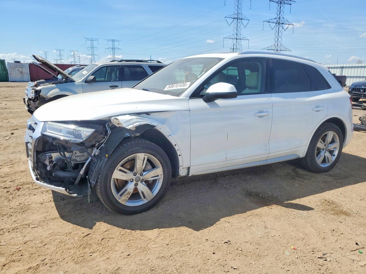Salvage Audi Q5 Image