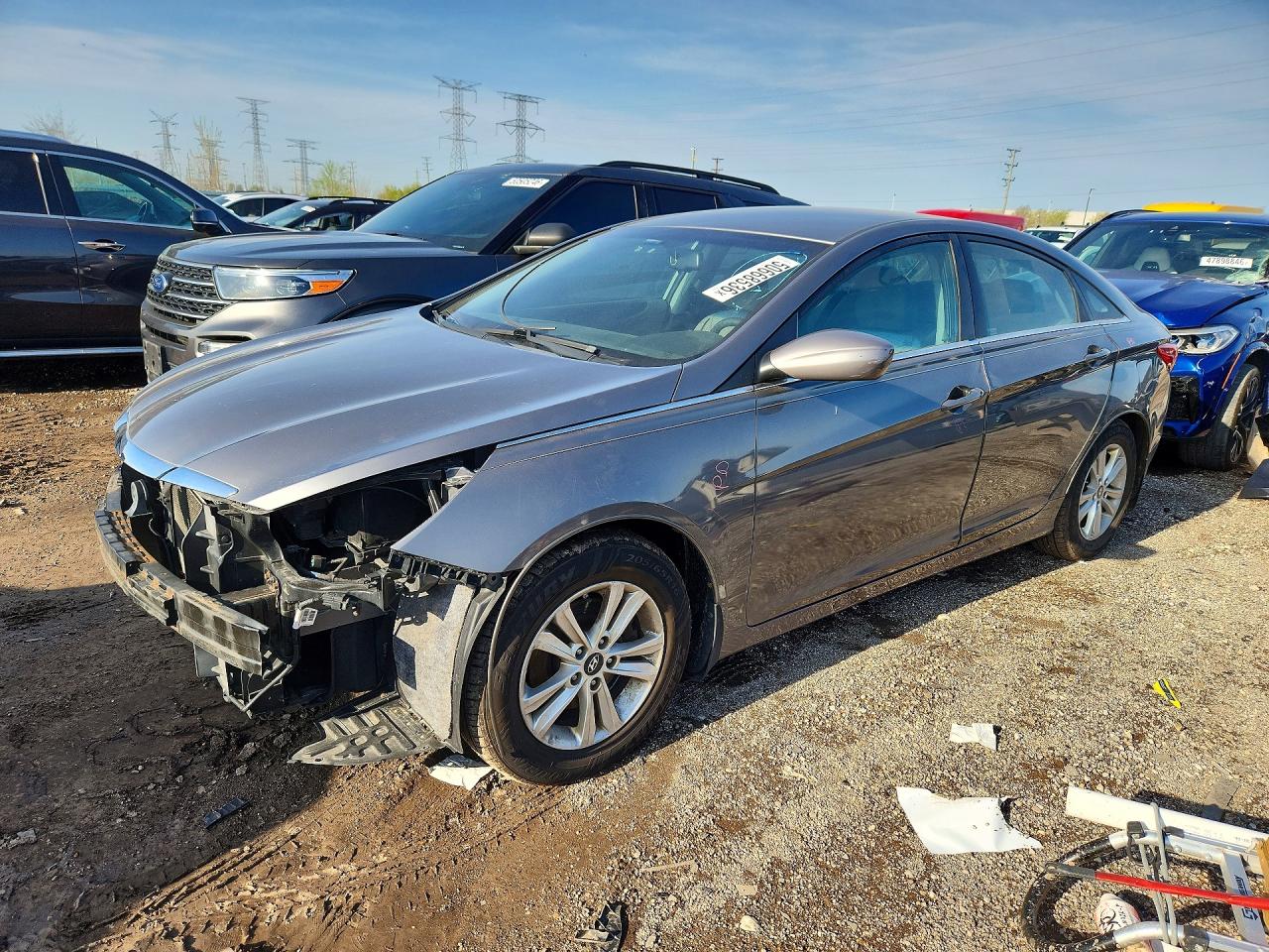 Salvage Hyundai SONATA Image