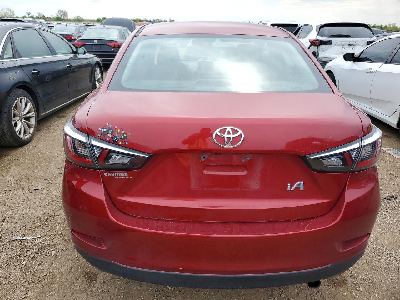 Toyota Yaris Base