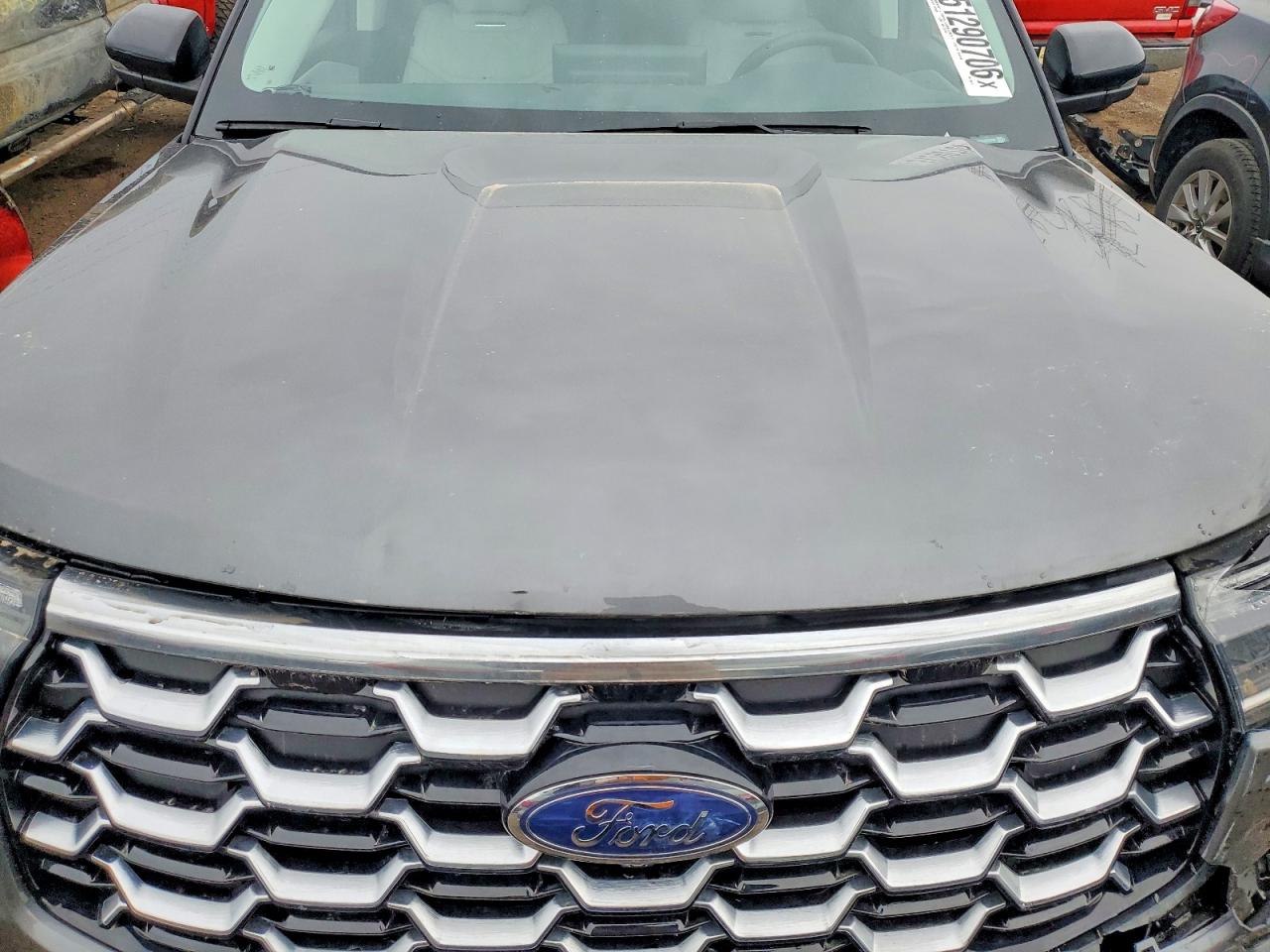 Ford Explorer Platinum