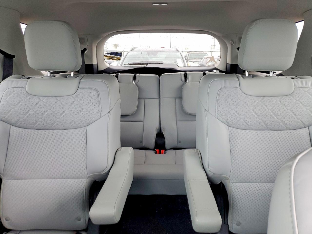 Ford Explorer Platinum