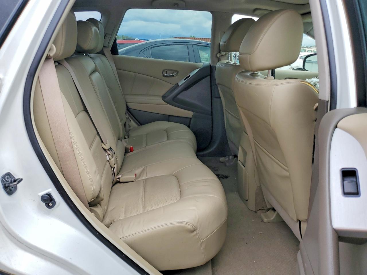 Nissan Murano S