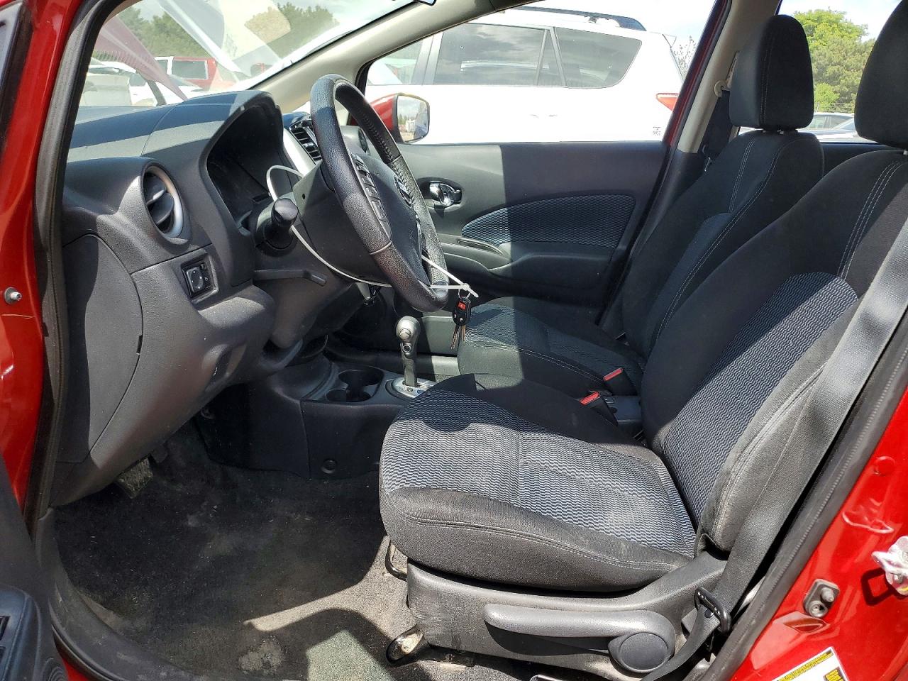 Nissan Versa Sv