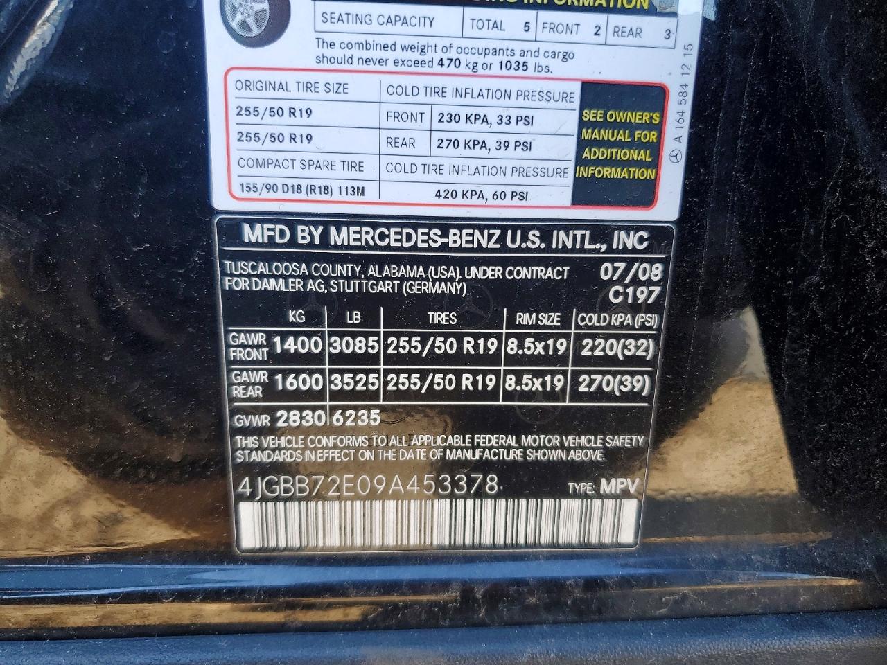 Mercedes-Benz M-Class 550