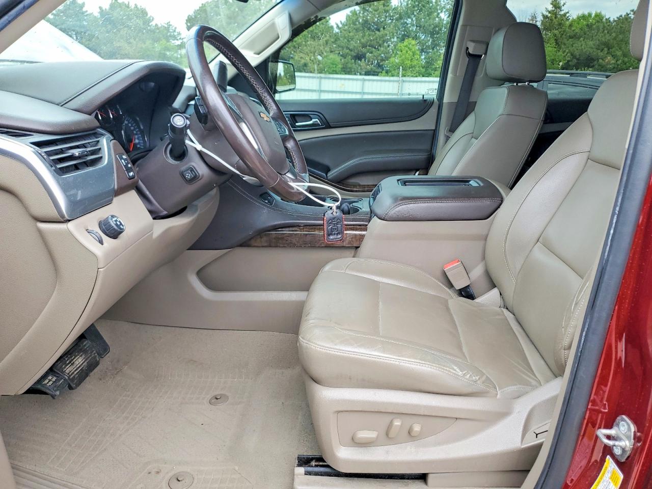 Chevrolet Suburban C1500 Lt