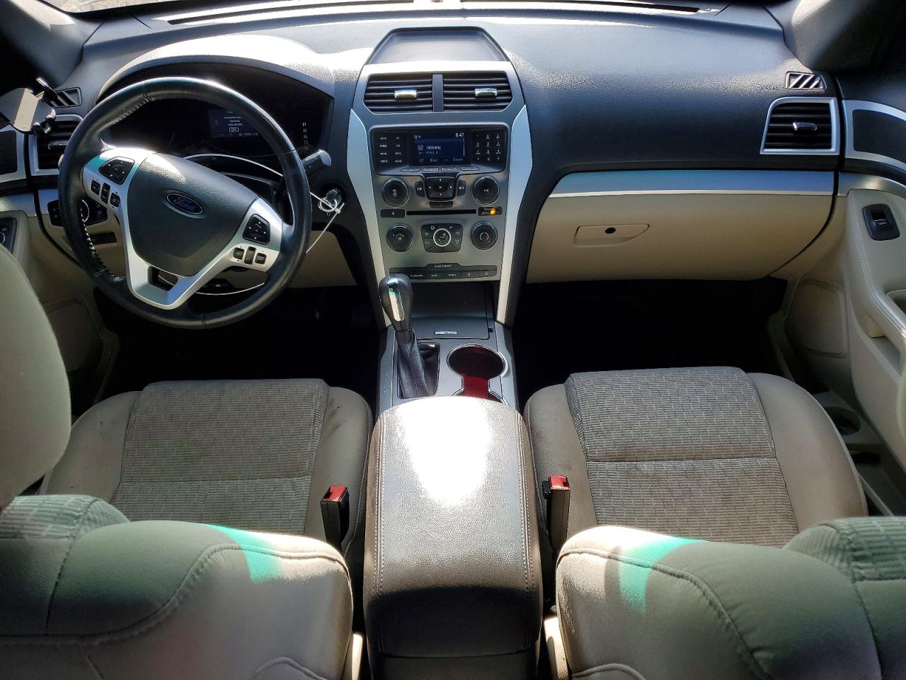 Ford Explorer Xlt