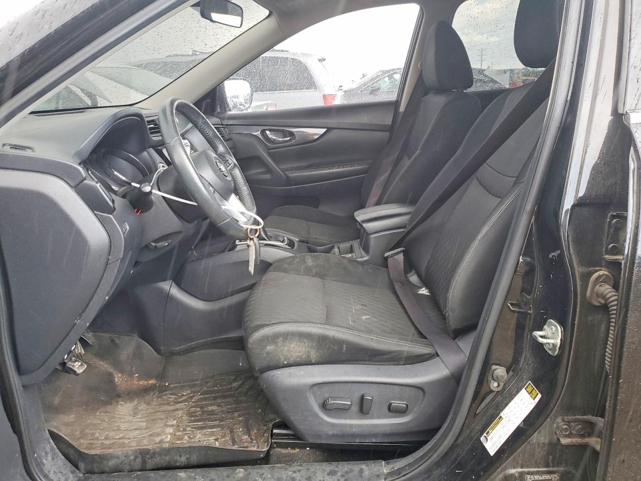Nissan Rogue Sv
