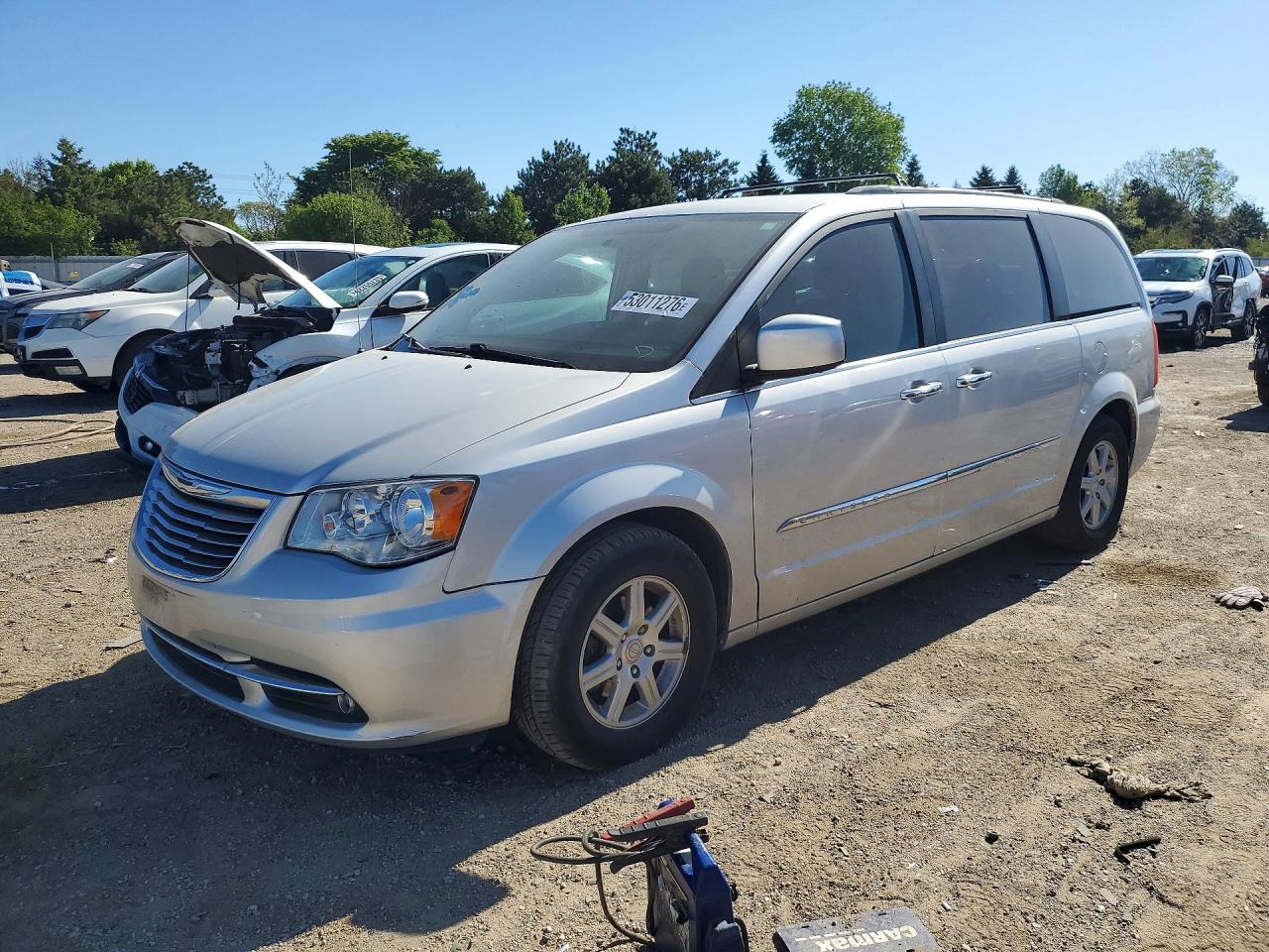 Salvage Chrysler Minivan Image
