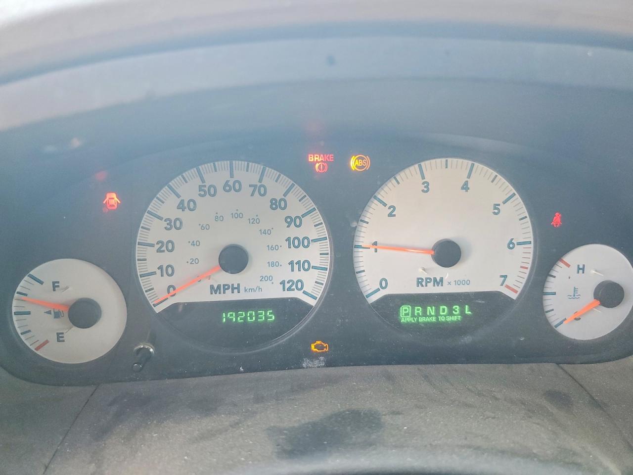 Dodge Caravan Se