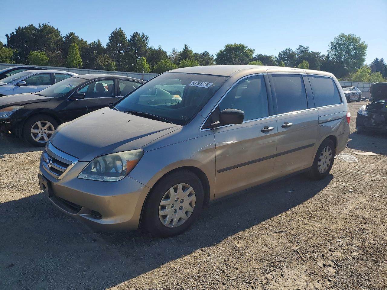 Salvage Honda Odyssey Image