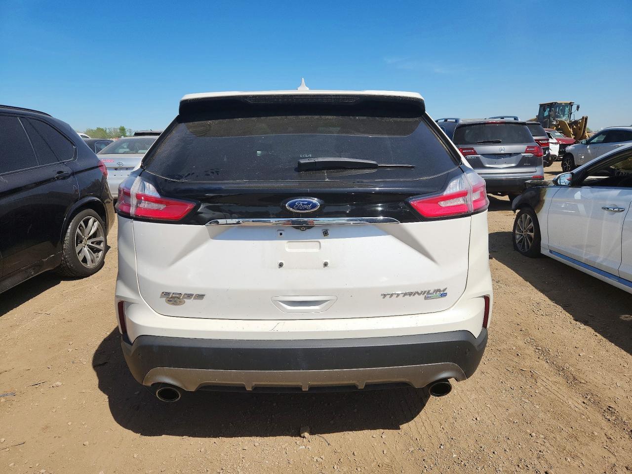 Ford Edge Titanium