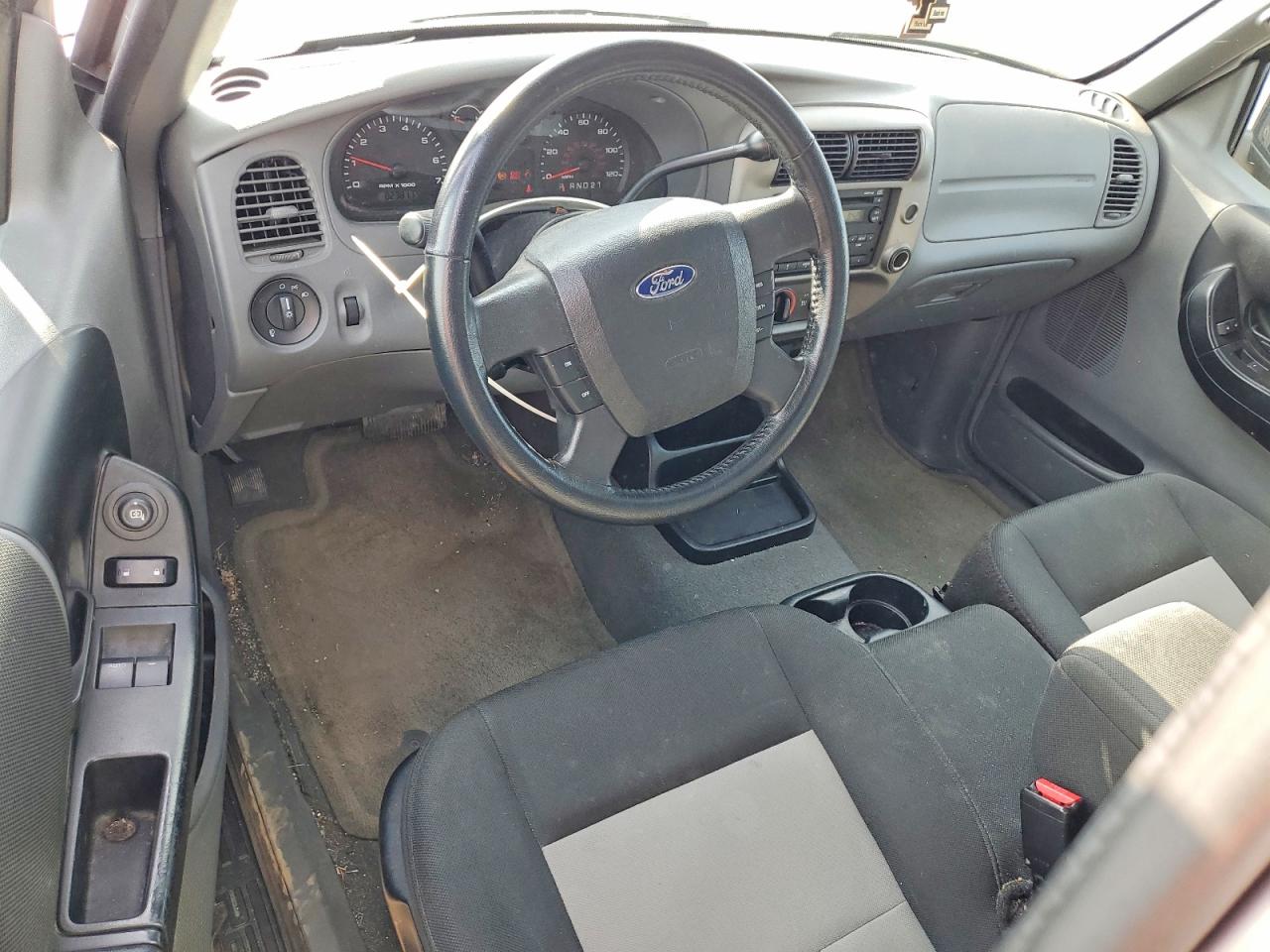 Ford Ranger Super Cab
