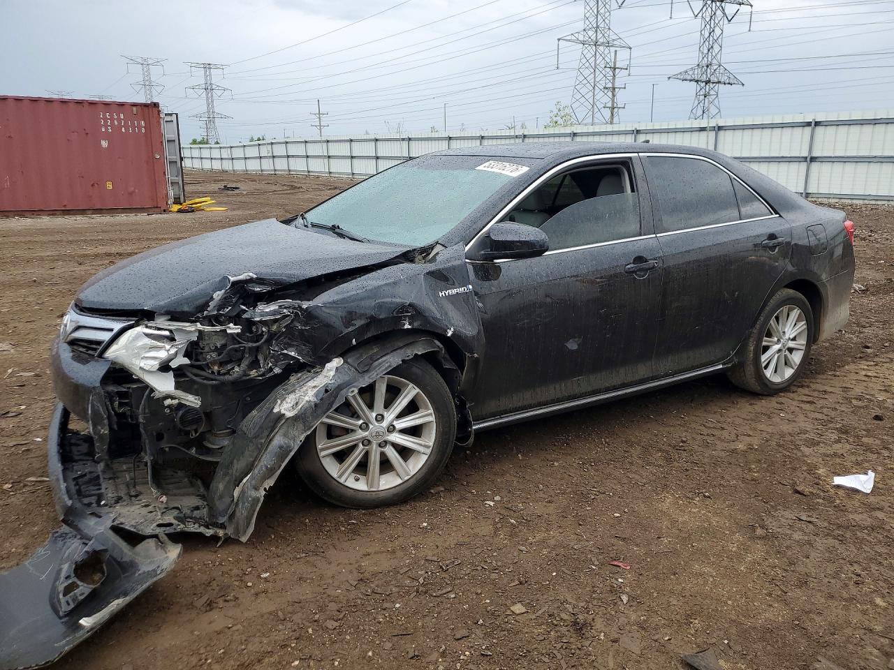 Salvage Toyota Camry Image