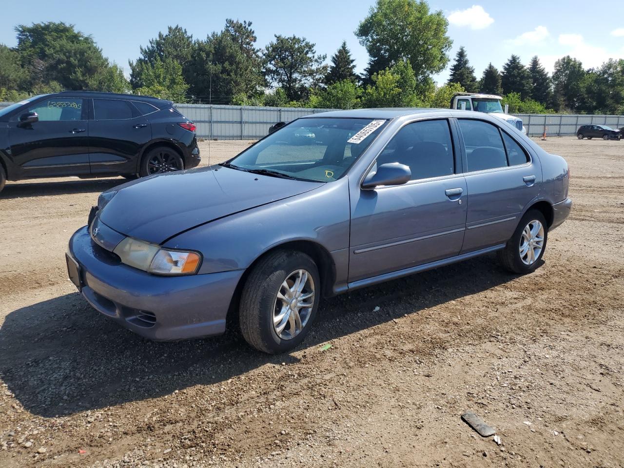 Salvage Nissan Sentra Image