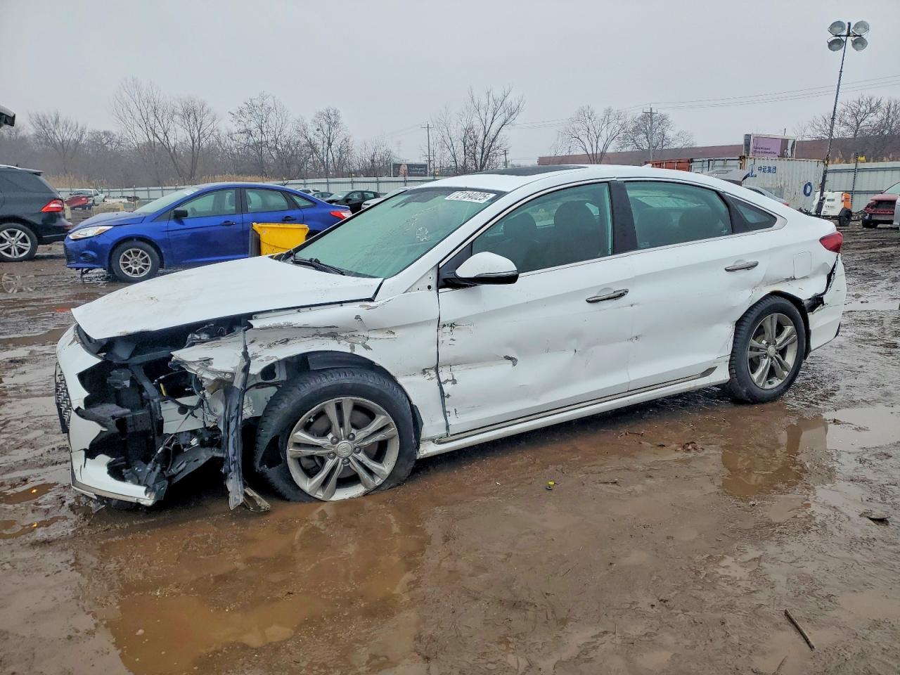 Salvage Hyundai SONATA Image