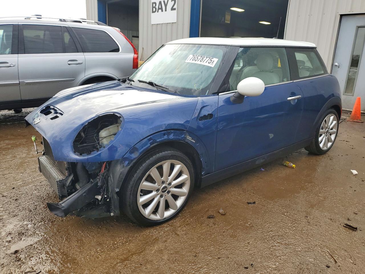 Salvage MINI Cooper Image