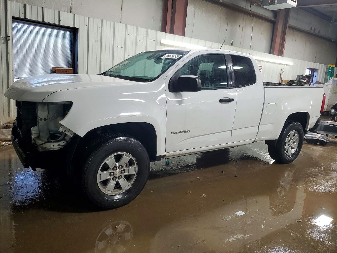 Salvage Chevrolet Colorado Image